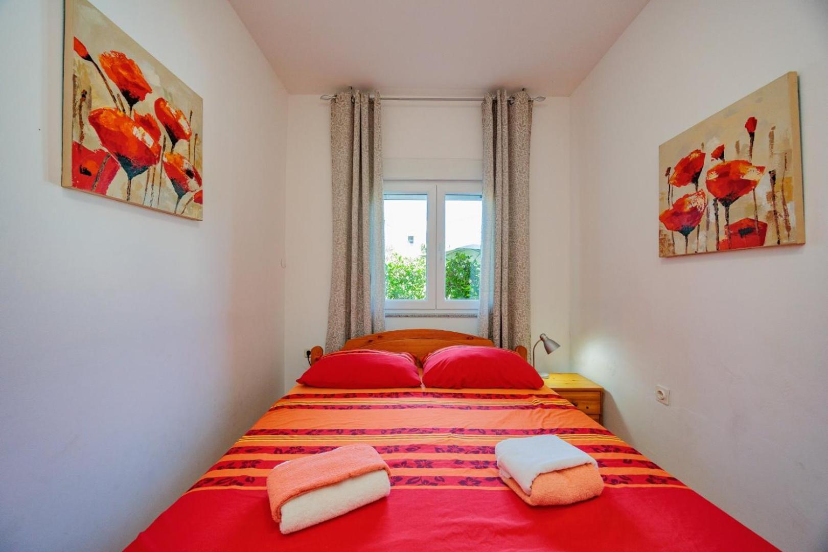 Crowonder Lucky Holiday House With Pool And Patio 30 Meters From The Beach Zadar Eksteriør billede